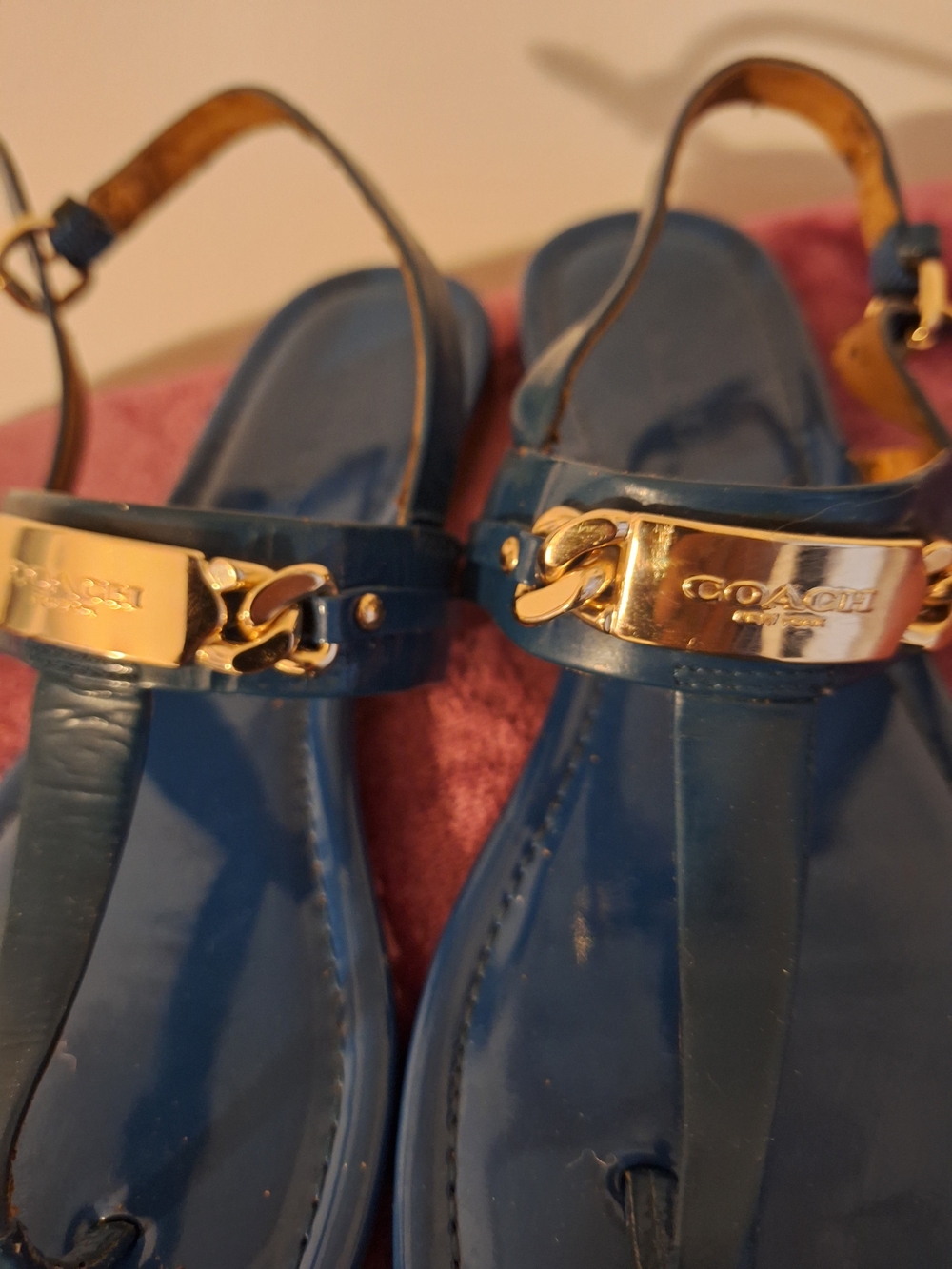 COACH Women's Blue Patent Thong Sandals with Gold Trim - Picture 2 of 10